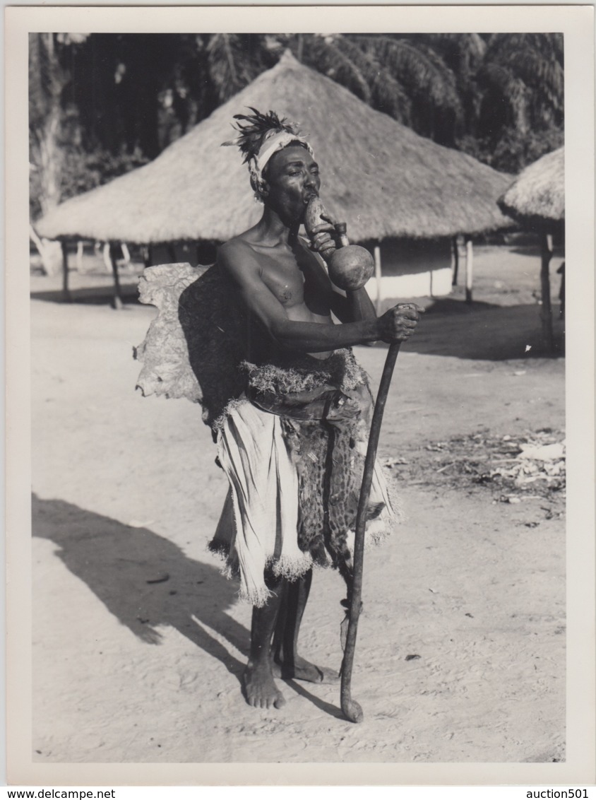 28739g CONGO BELGE - TSHIBATA - TYPE BALUBA - Photo De Presse - Ethnographique -C. Lamote - 24x18c - Afrique