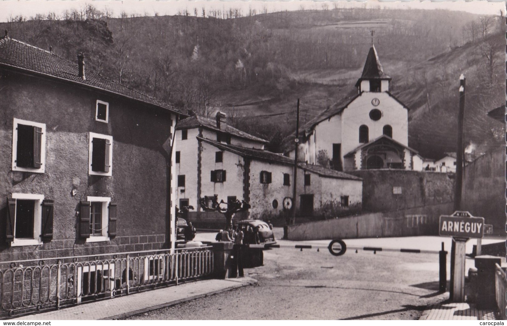 Carte 1950  Arnèguy  , Frontière , Pont International , église - Arnéguy