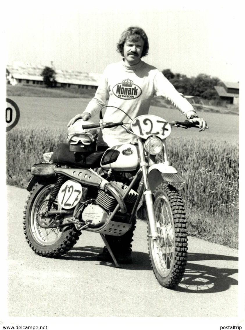 MONARK OF SWEDEN YNQUE EKEBERG 18*12 Cm Moto MOTOCROSS MOTORCYCLE Douglas J Jackson Archive Of Motorcycles - Coches