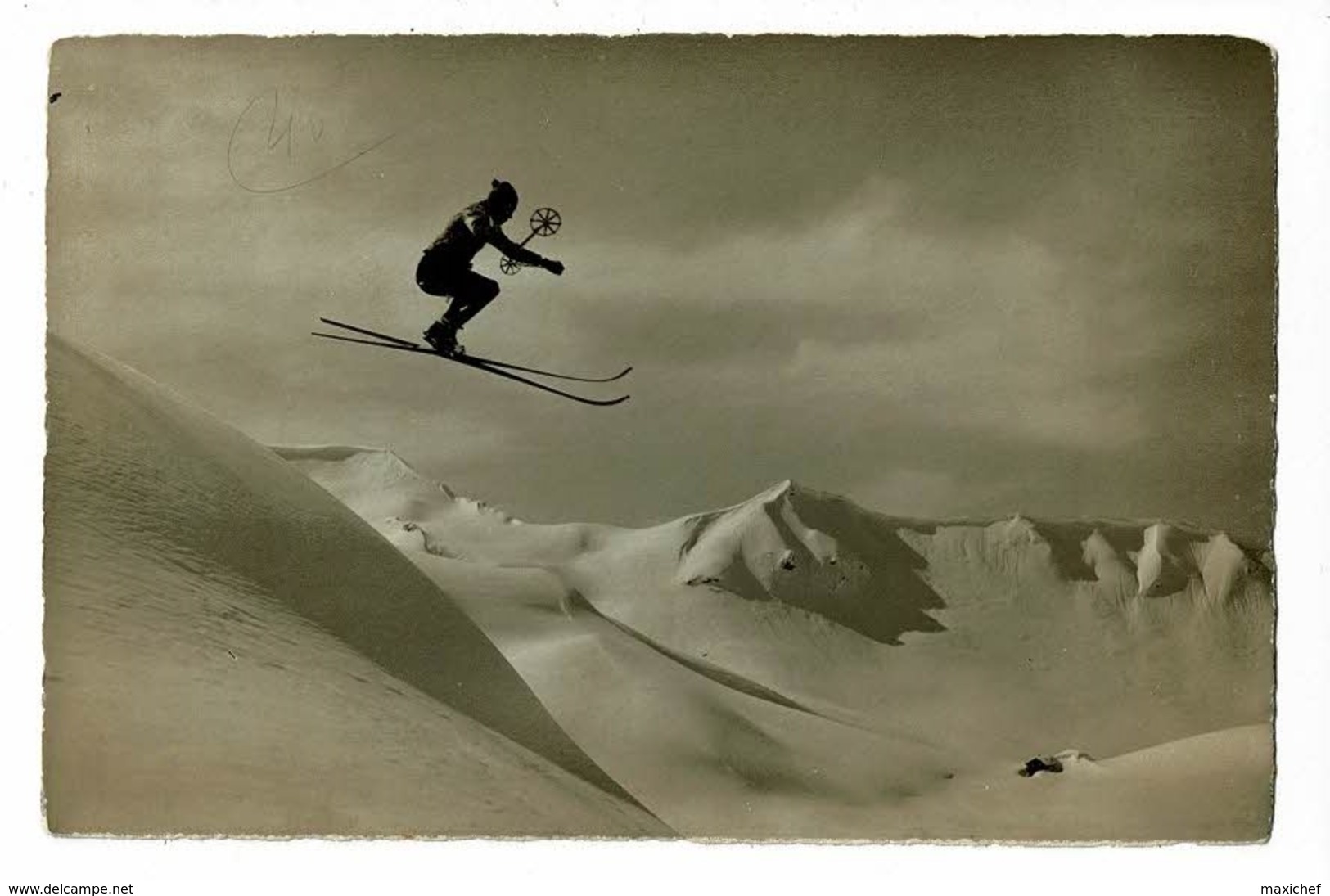 Carte Photo " E Gyger" - Saut à Ski Sur Les Monts Enneigés - Adelboden -  Circ Sans Date, Sous Enveloppe, Légende Rayée - Adelboden