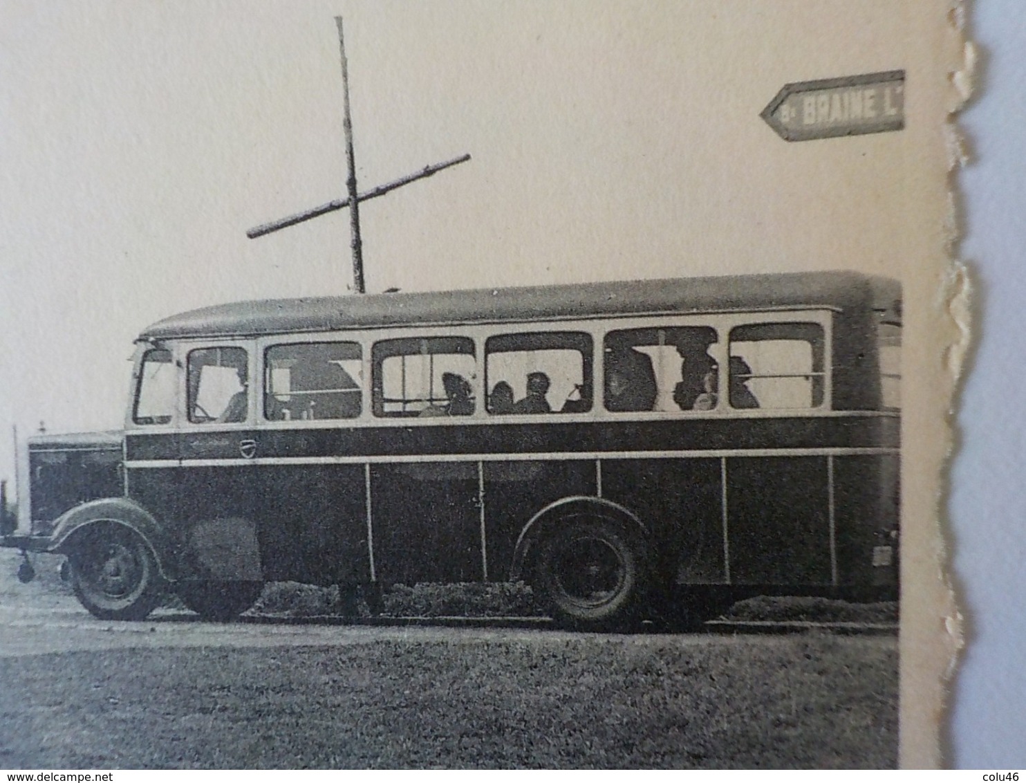 1920 ? CP Animée Noir/blanc Ohain Arrêt Autobus " Au Messager De Bruxelles" - Lasne