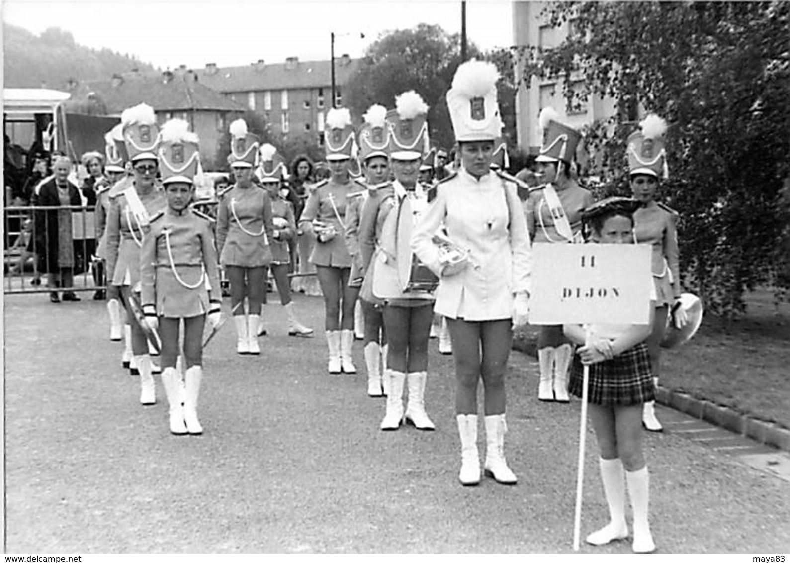 PIN UP  MAJORETTES  DE DIJON - Pin-up