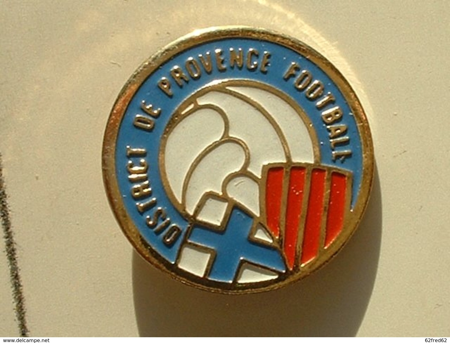 PIN'S  FOOTBALL -  DISTRICT DE PROVENCE - Fussball