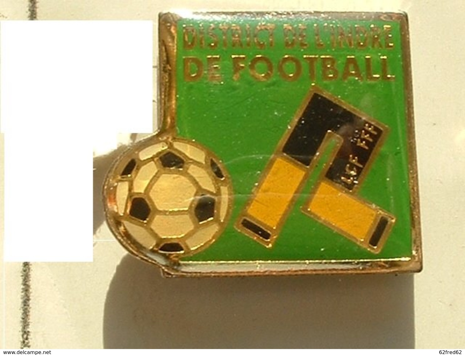 PIN'S  FOOTBALL -  DISTRICT DE L'INDRE - Football