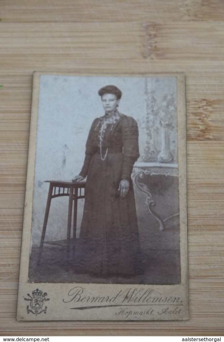 Aalst Foto Begin 1900' Fotograaf Willemsen - Anonyme Personen