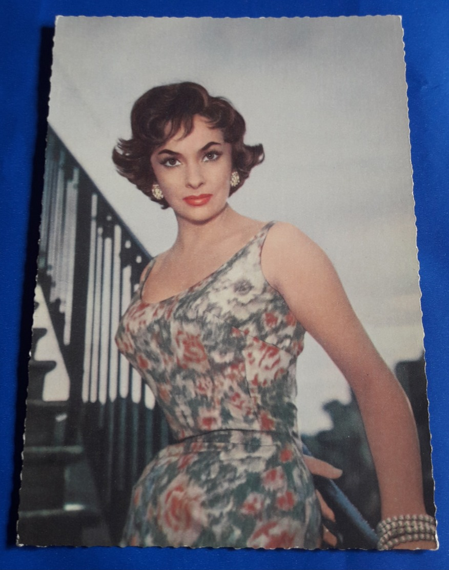 Portrait GINA LOLLOBRIGIDA # Alte ISV-Star-Foto-AK # [19-825] - Schauspieler