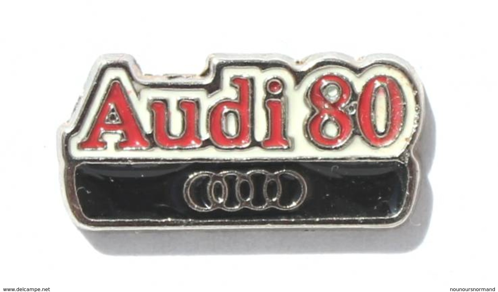 Pin's AUDI 80 - Le Logo - I610 - Audi