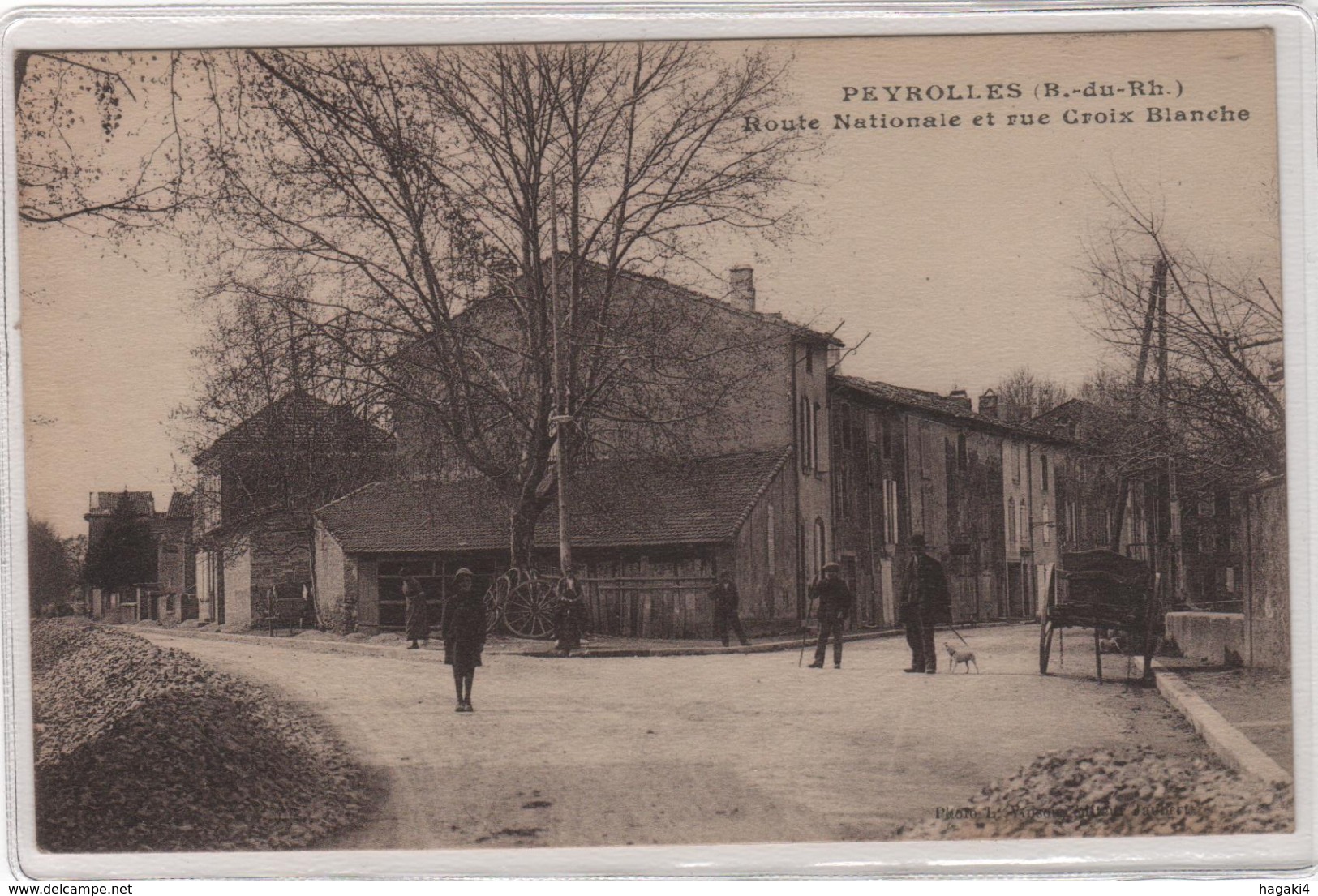 CPA 13 : PEYROLLES - Route Nationale Et Rue Croix Blanche - Ed. Vinson ; Jaubert - 1918 - Peyrolles