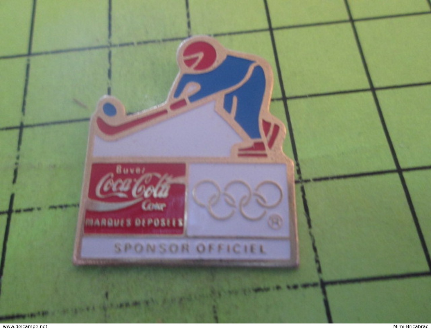 1012b PINS PIN'S / Beau Et Rare : Thème COCA-COLA / HOCKEY SUR GLACE ALBERTVILLE 92 JEUX OLYMPIQUES  SPONSOR OFFICIEL - Coca-Cola