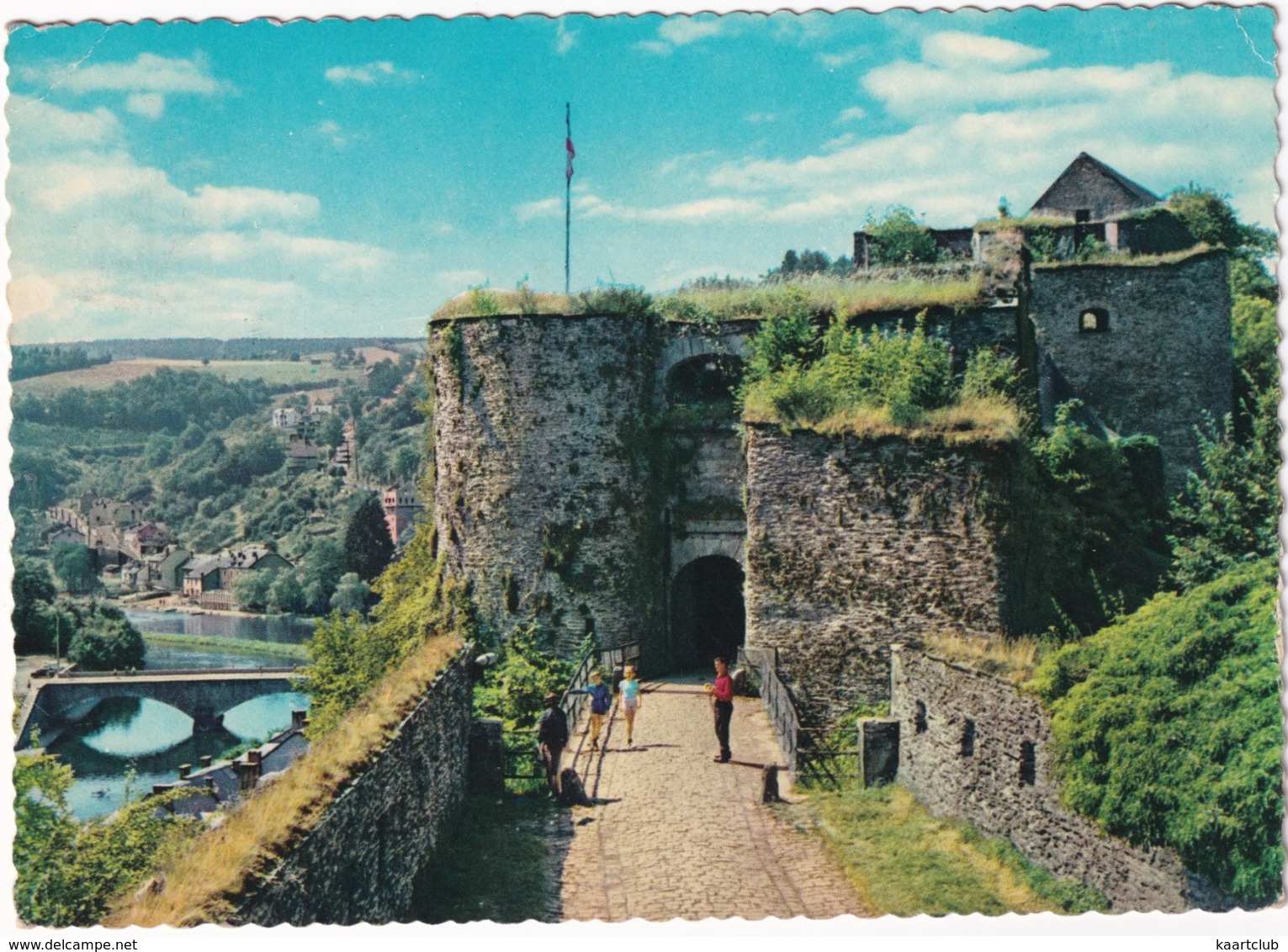 Bouillon - L'entrée Du Chateau-Fort Et La Semois  - (1964) - Bouillon