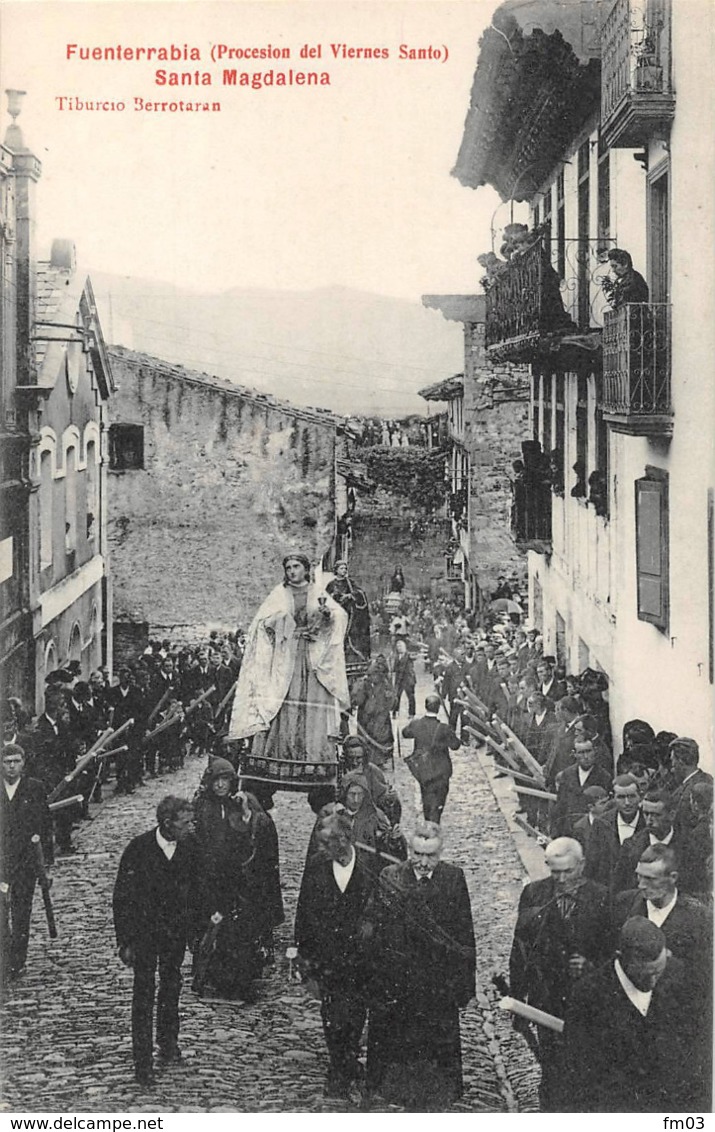 Fuenterrabia Fontarrabie Procesion Procession Santa Magdalena - Guipúzcoa (San Sebastián)