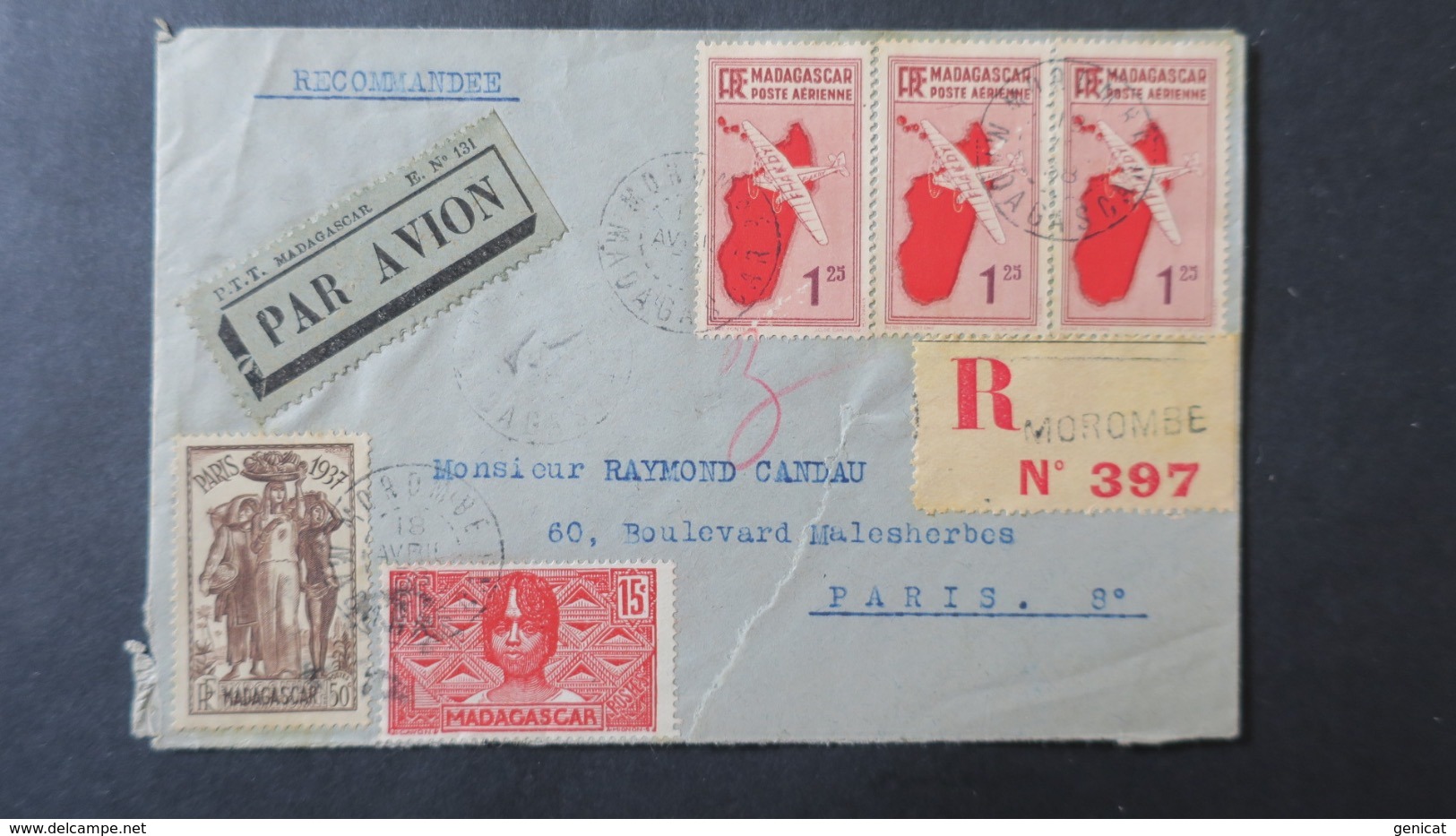 Lettre Recommandé De Morombe Madagascar Par Avion Pour Paris Avril 1938 - Lettres & Documents
