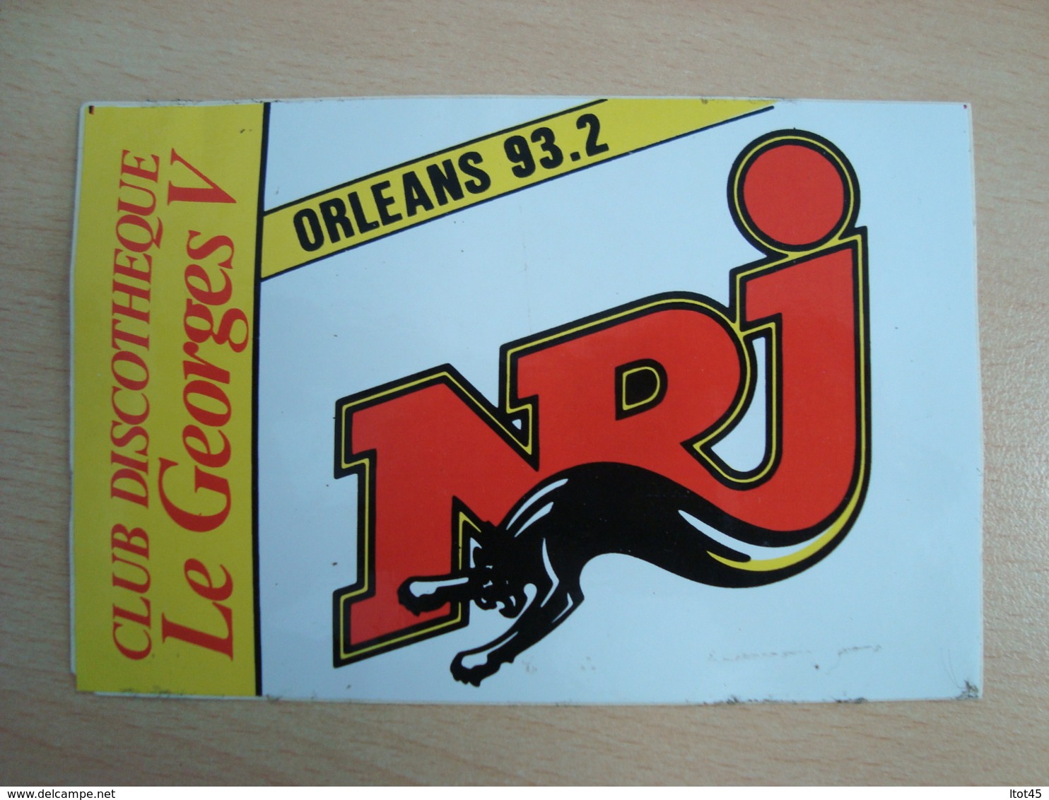 AUTOCOLLANTNRJ ORLEANS 93.2 DISCOTHEQUE LE GEORGES V - Stickers