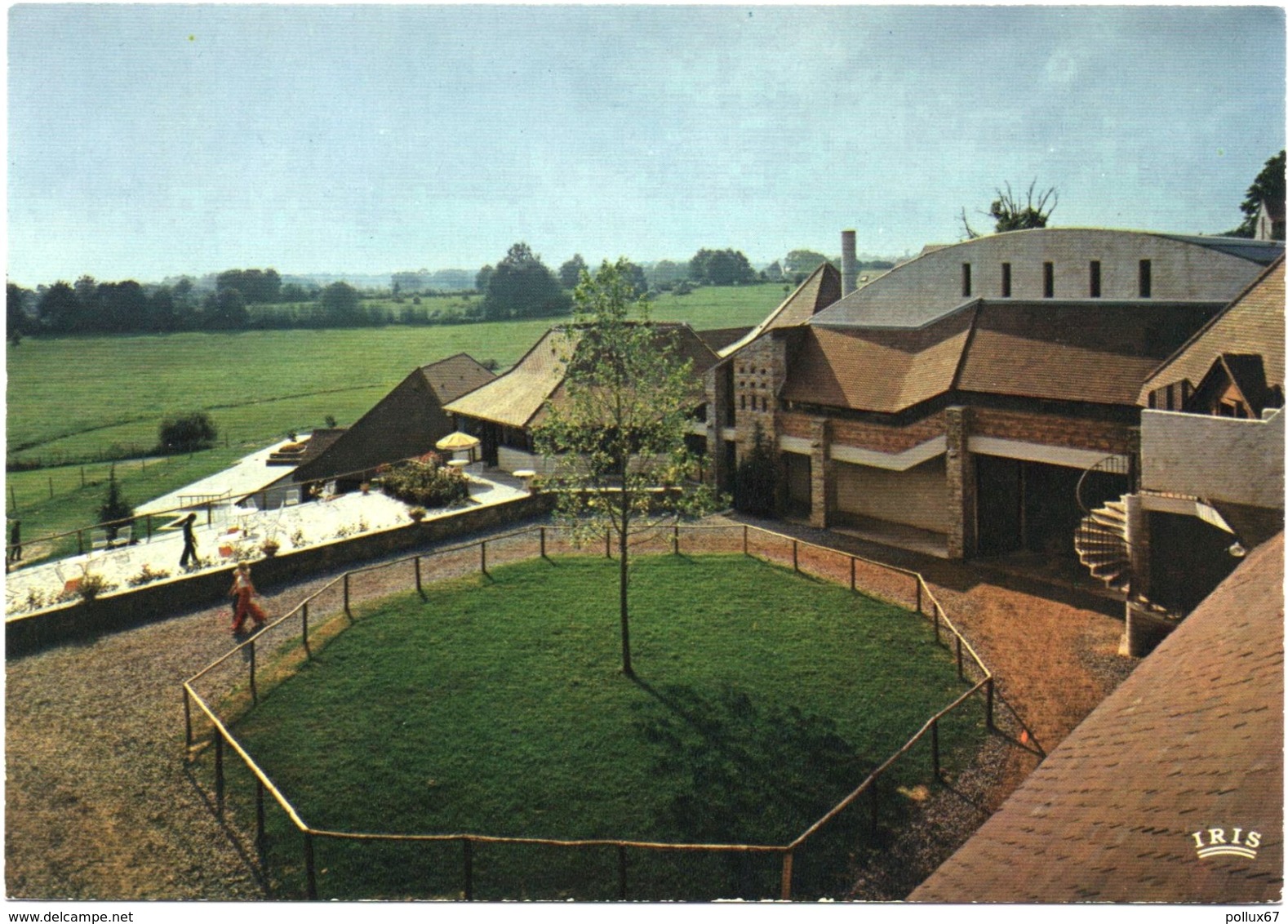 CPSM DE POMPADOUR  (CORREZE)  CLUB MEDITERRANEE. DOMAINE DE LA NOAILLE - Arnac Pompadour