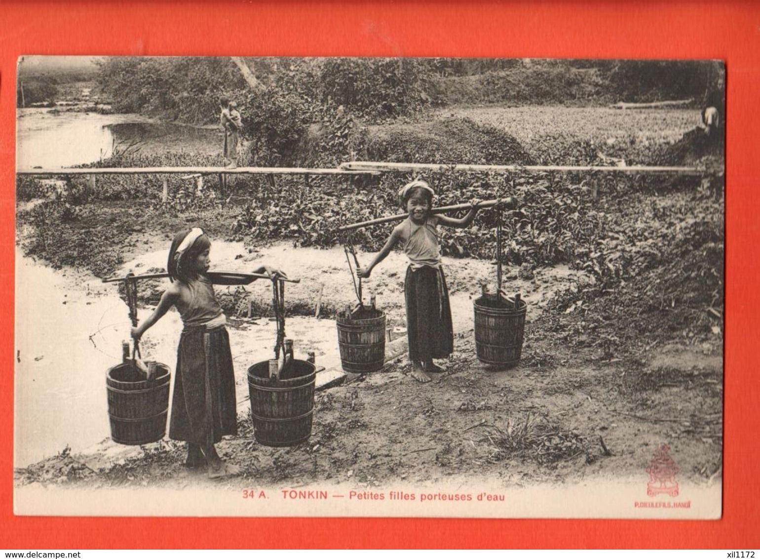 MTS-38 Tonkin Petites Filles Porteuses D'eau  . ANIME.. Non Circulé . No  34A - Vietnam