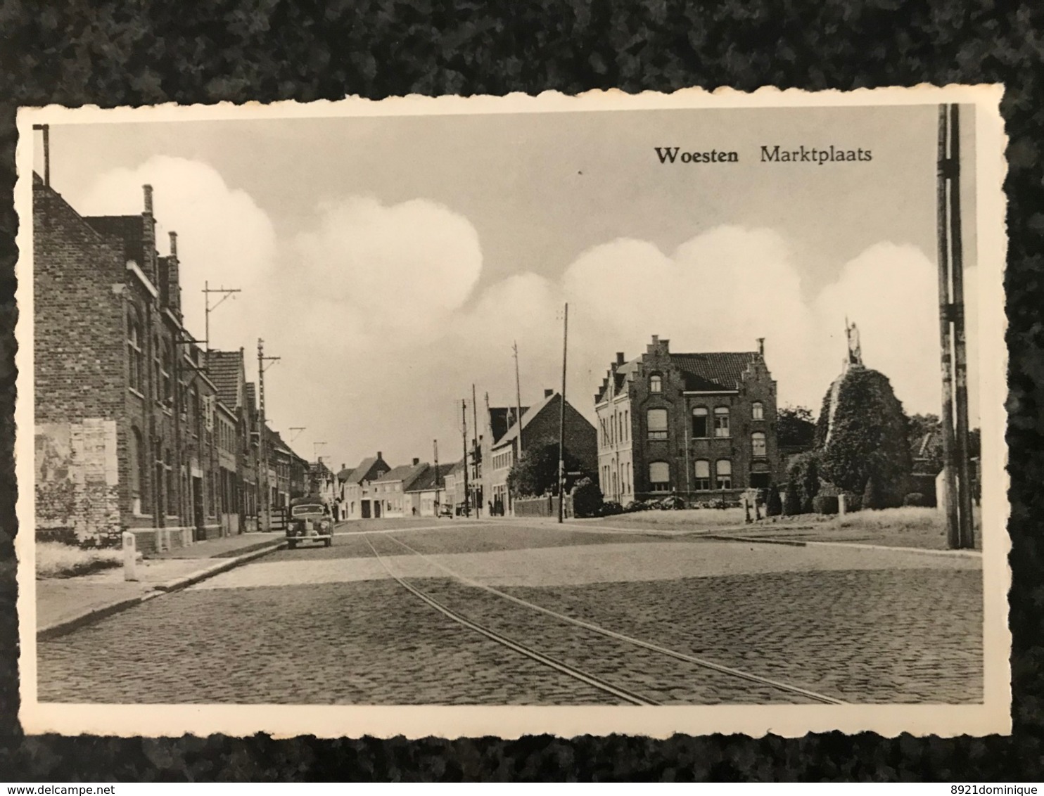 WOESTEN - Marktplaats Met Old Car Voiture  ( Vleteren ) - Uitg. Drukkerij Boussemaere - Vleteren