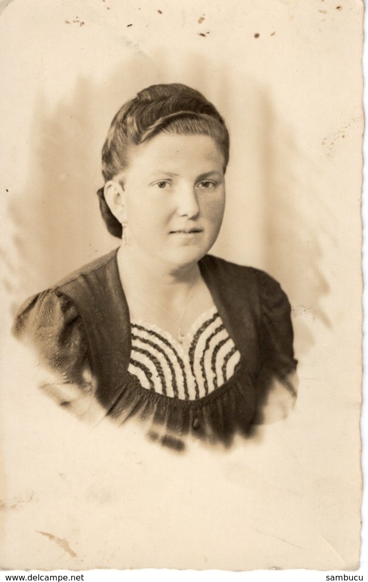 AK - Foto Porträtfoto Studiofoto Von Frau Aus Erding Ca 1930 - Erding