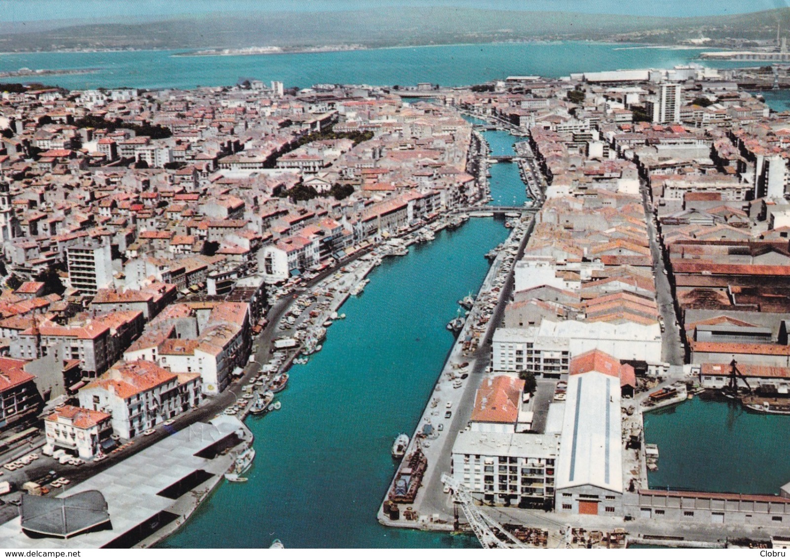 34 Sete, Criée, Aux Poissons Et Le Quai Générale Durand - Sete (Cette)