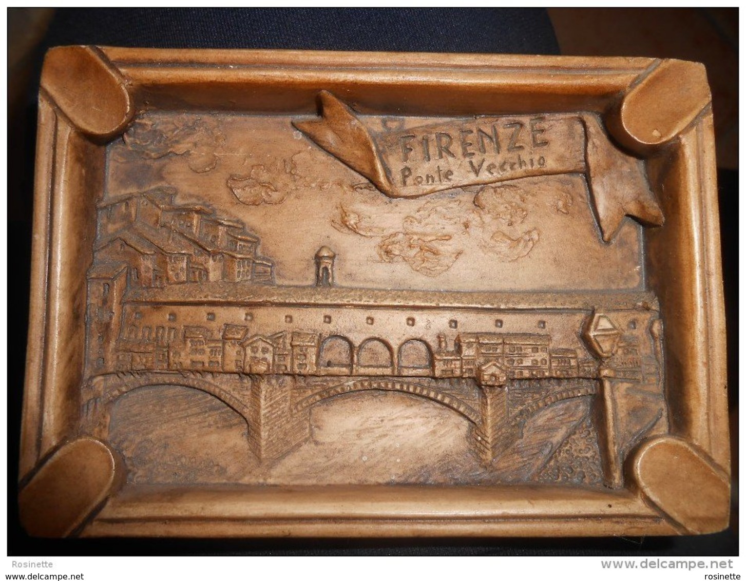 Souvenir D'ITALIE - FIRENZE Ponte Vecchio -matière ? Résine ?? 13 X 9 Cm / Utilisation Petit Tableau Ou Cendrier - Obj. 'Souvenir De'