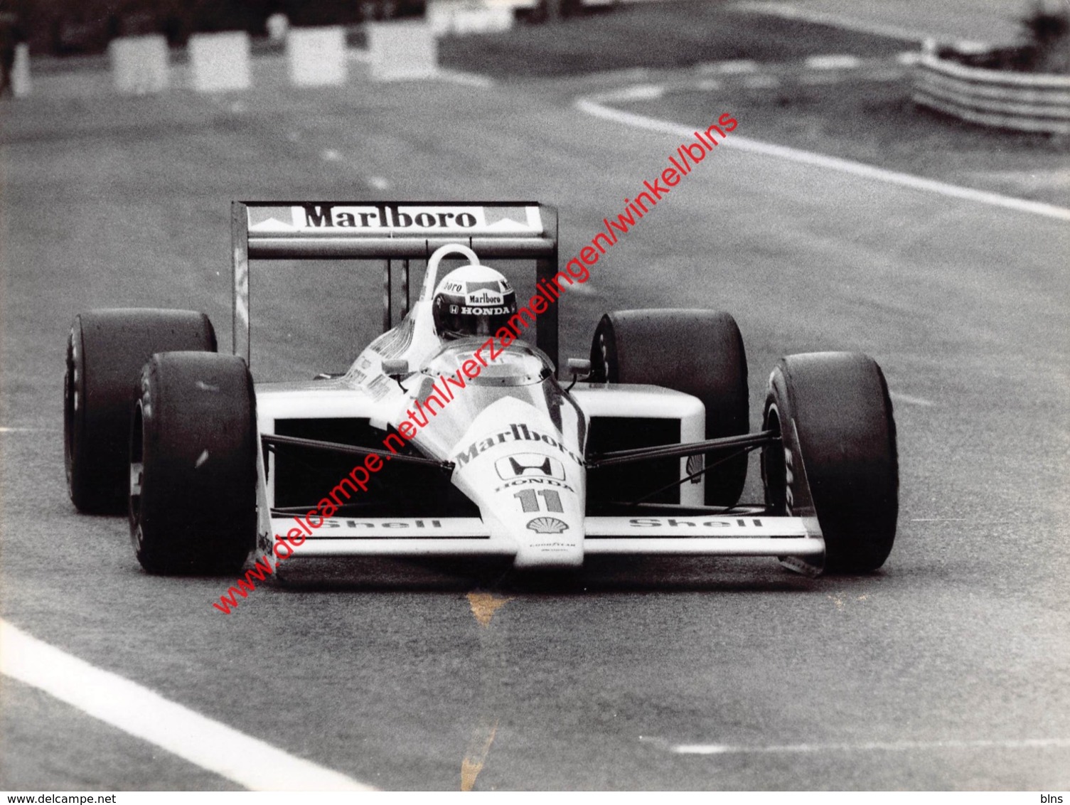 Alain Prost 1988 McLaren-Honda - Original Press Photo - Stamp By Photographer Corinne Feron - Format 24x17,5 - Automobile - F1