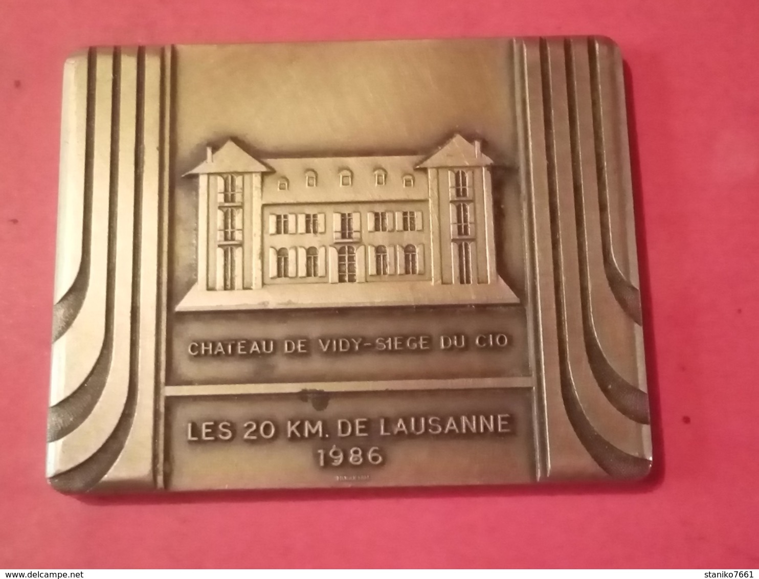 MÉDAILLE LAUSANNE Suisse CHÂTEAU DE VIDY SIÈGE DU CIO 1986 JEUX OLYMPIQUE Graveur HUGUENIN - Altri & Non Classificati