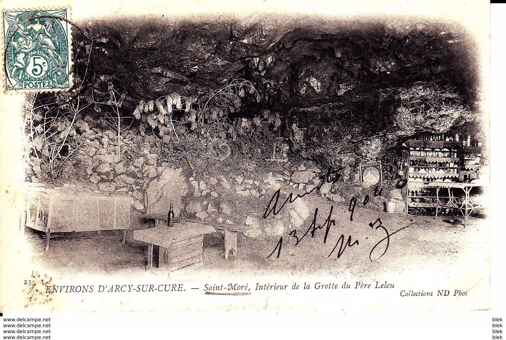 89 . Yonne : Saint Moré : Intérieur  De La Grotte Du Pere Leleu . - Other & Unclassified