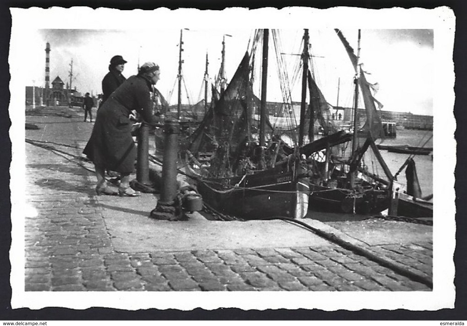 1940-1945!, Belgique, Port D'Ostende? +bateaux De Peche ,photo Véritable - Bateaux