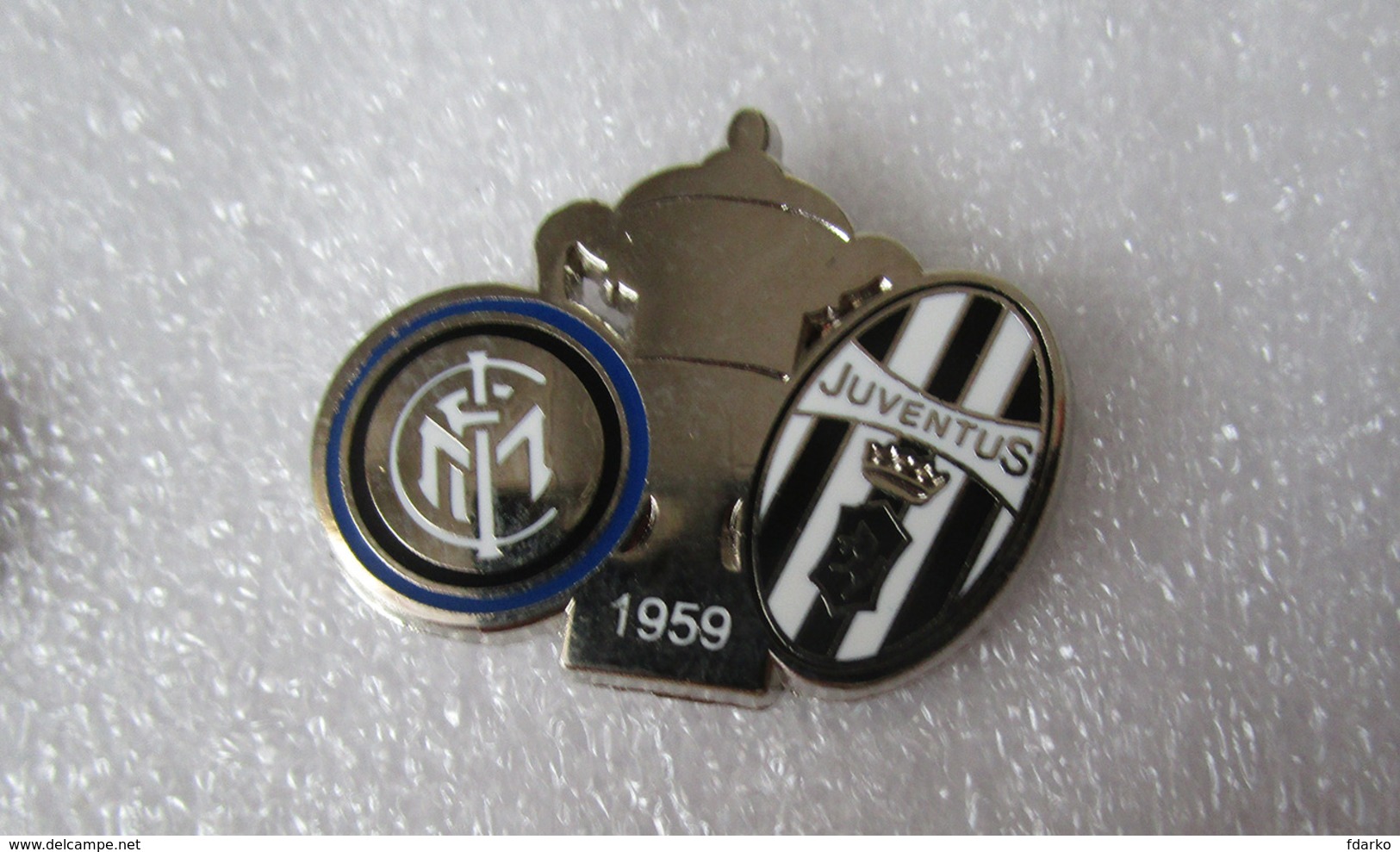 Finale Coppa Italia Inter - Juventus 1959 Distintivo Soccer Pins Juve BiancoNero Calcio Football Conio Moderno - Calcio