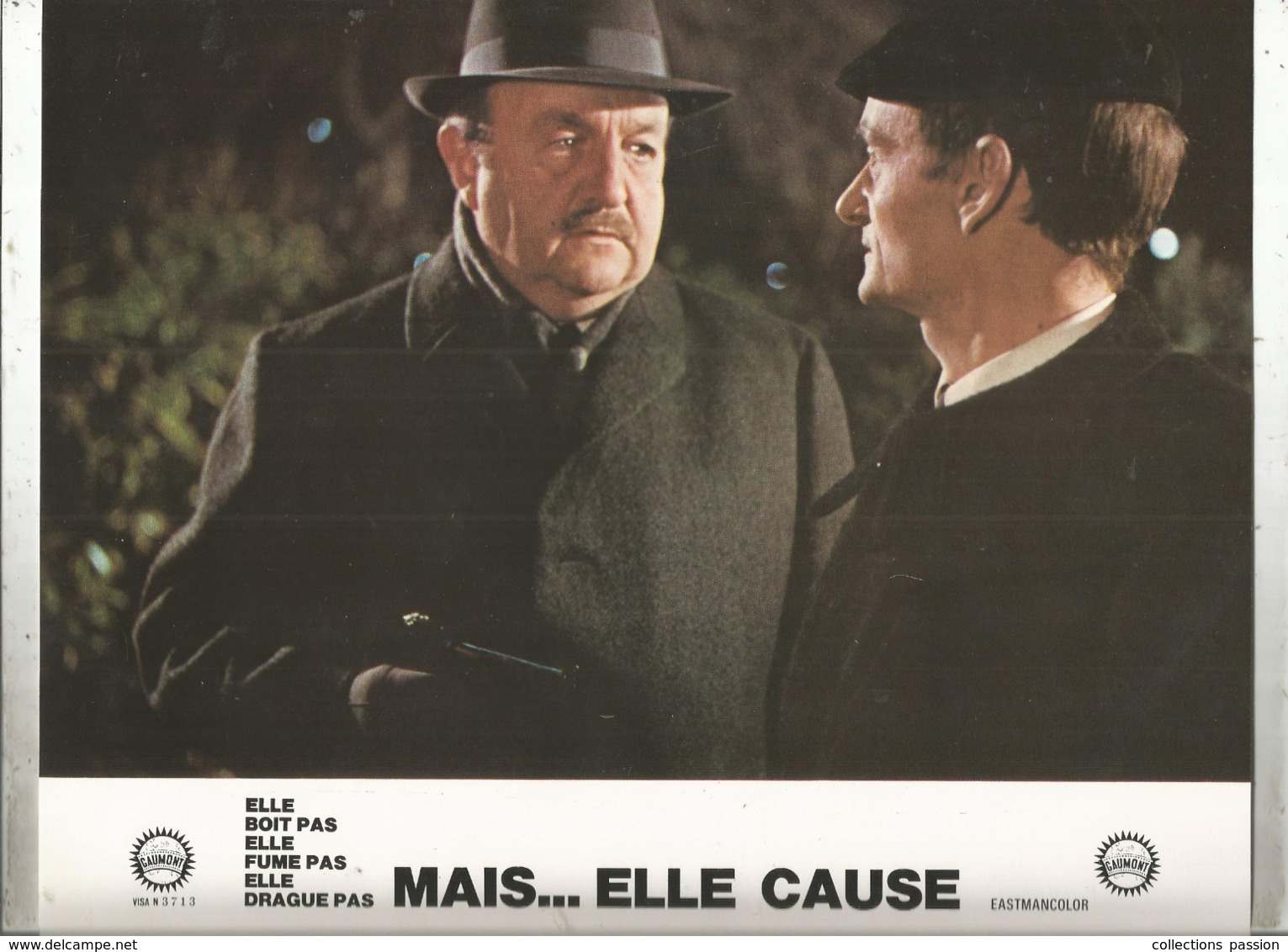 Affichette De Cinéma, 275 X 225 Mm, Elle Boit Pas...mais Elle Cause, 1970, Girardot ,Blier ,Darc,  Frais Fr 1.95 E - Posters