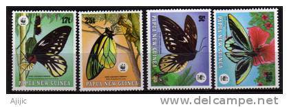 PAPOUASIE. Papillon Ornithoptera Alexandrae. 4 T-p Neufs ** . Yv.# 569/72. Cote 15.00 €. WWF - Papouasie-Nouvelle-Guinée