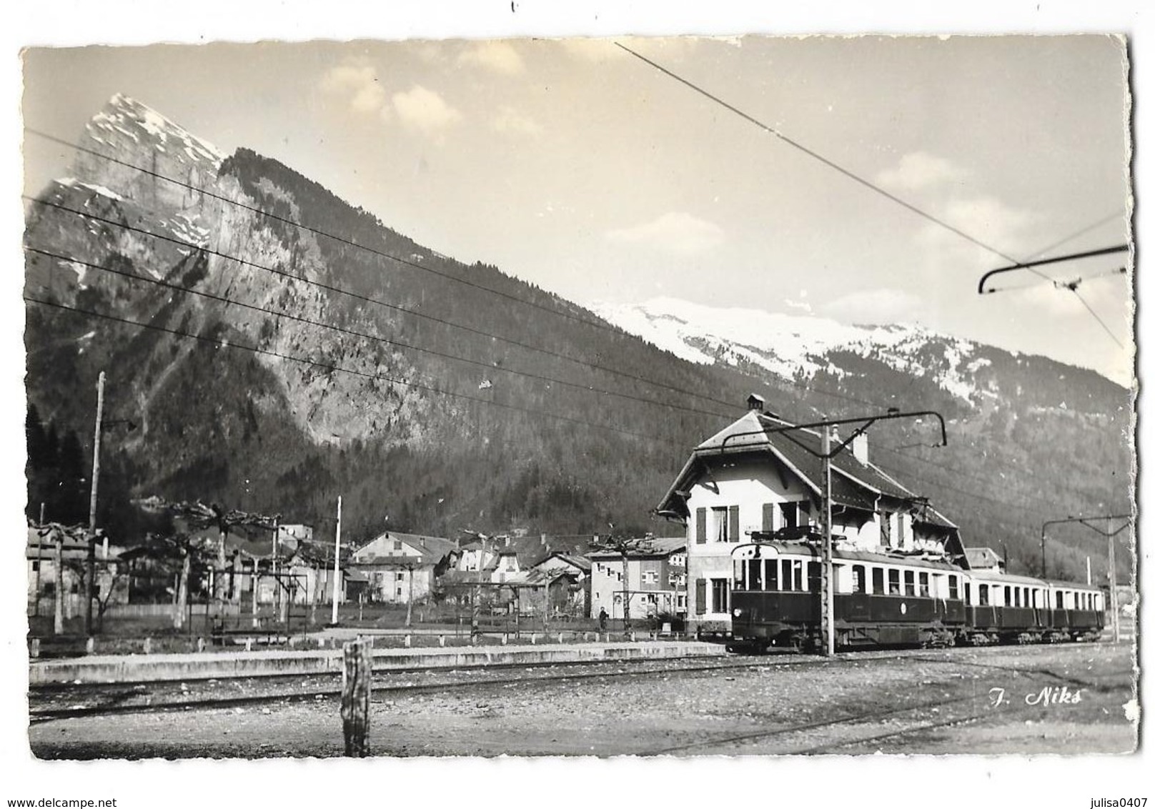 SAMOENS (74) Vue De La Gare Train CEN - Samoëns