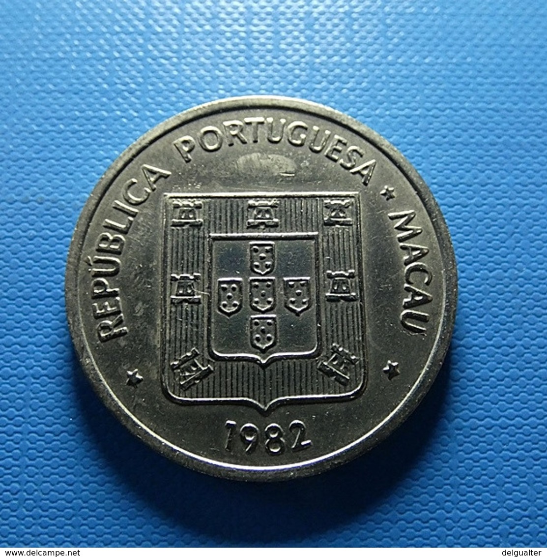 Portuguese Macau 5 Patacas 1982 - Portugal