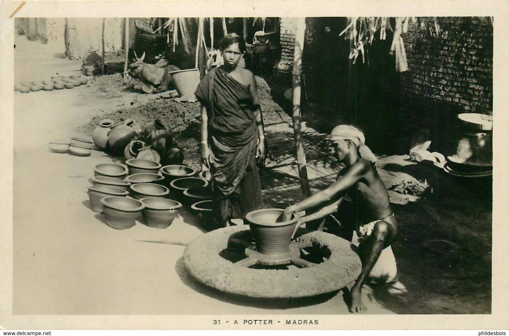 ASIE  INDE    MADRAS   A Potter - India