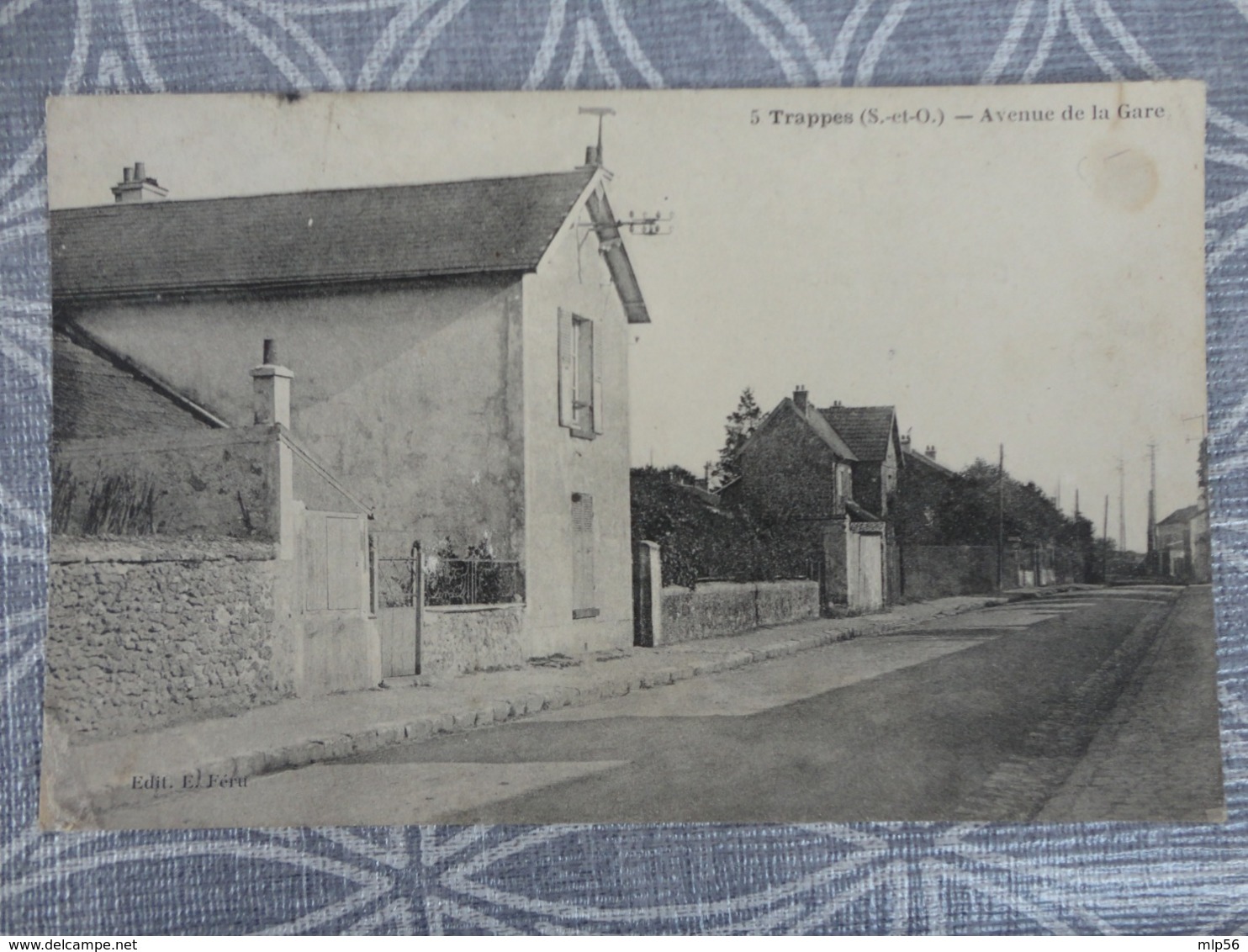 78 TRAPPES AVENUE DE LA GARE CIRCULE 1922 - Trappes