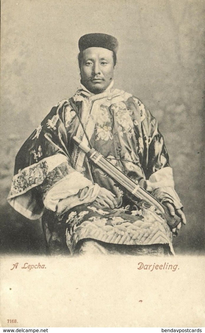 Tibet Thibet, Armed Native Lepcha Male With Sikkim Sword (1910s) Postcard (1) - Tíbet