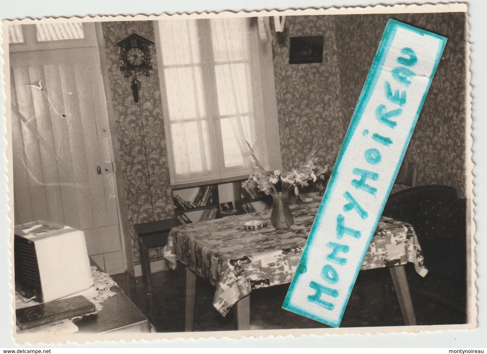 Vieux  Papier  : Photo( Env. 12,5 Par 9 Cm ) : SAINTE PAZANNE , Maison Au 44 Rue De L ' Auditoire ,salle à Manger 1966 - Non Classés