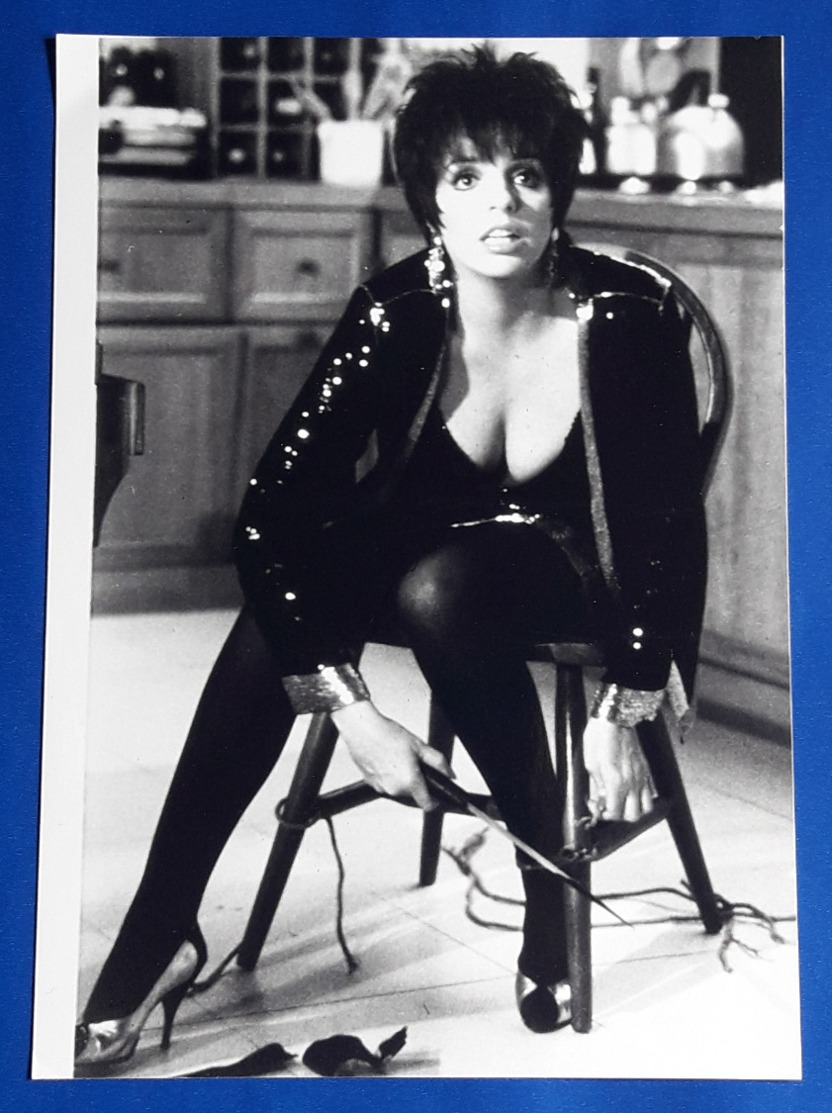 LIZA MINELLI (Sexy-Portrait) Im Kino-Film "RENT-A-COP" # Altes Pressefoto, Ca. 12,5 X 18 Cm # [19-1445] - Berühmtheiten