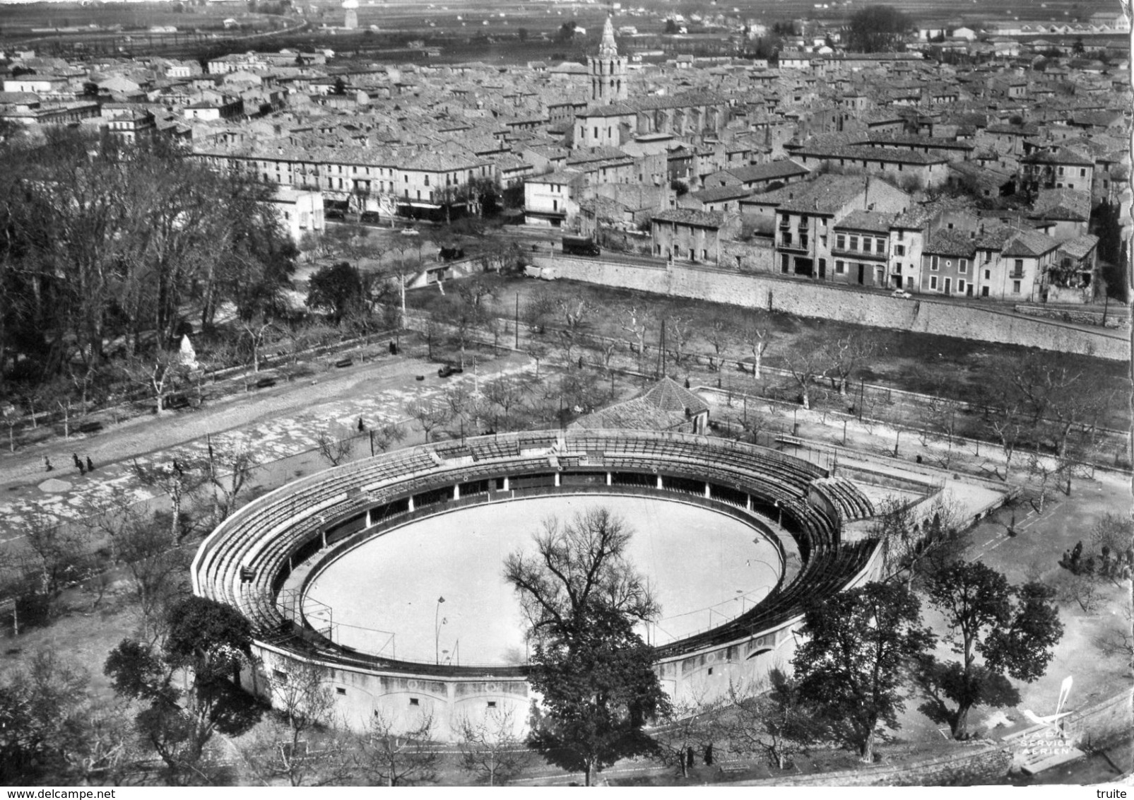 LUNEL VUE AERIENNE LES ARENES - Lunel