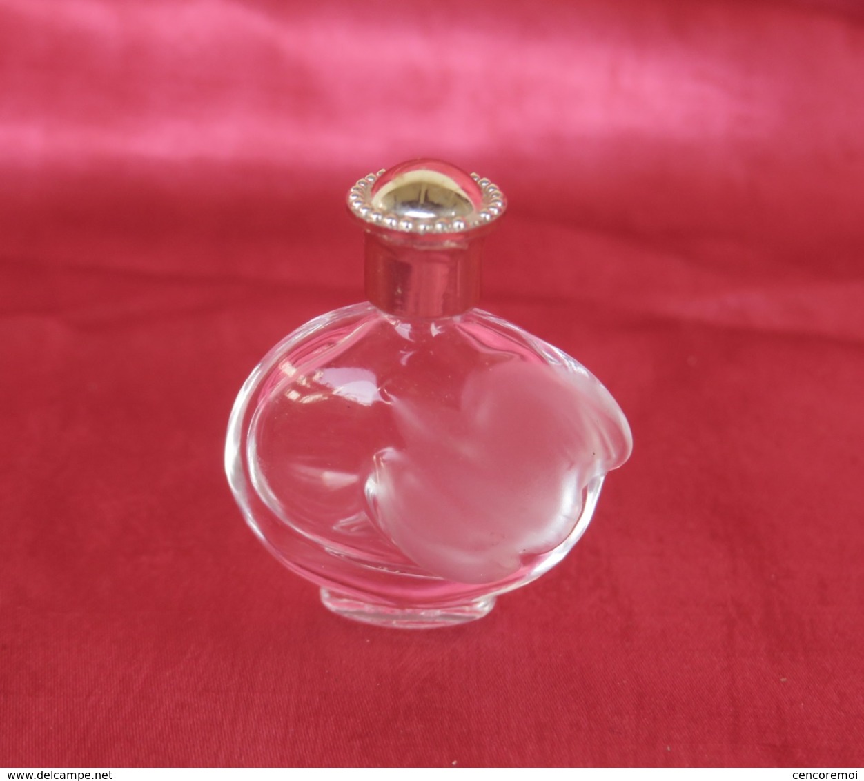 Rare Miniature échantillon Ancien Parfum L'air Du Temps De Nina Ricci - Miniatures Femmes (sans Boite)