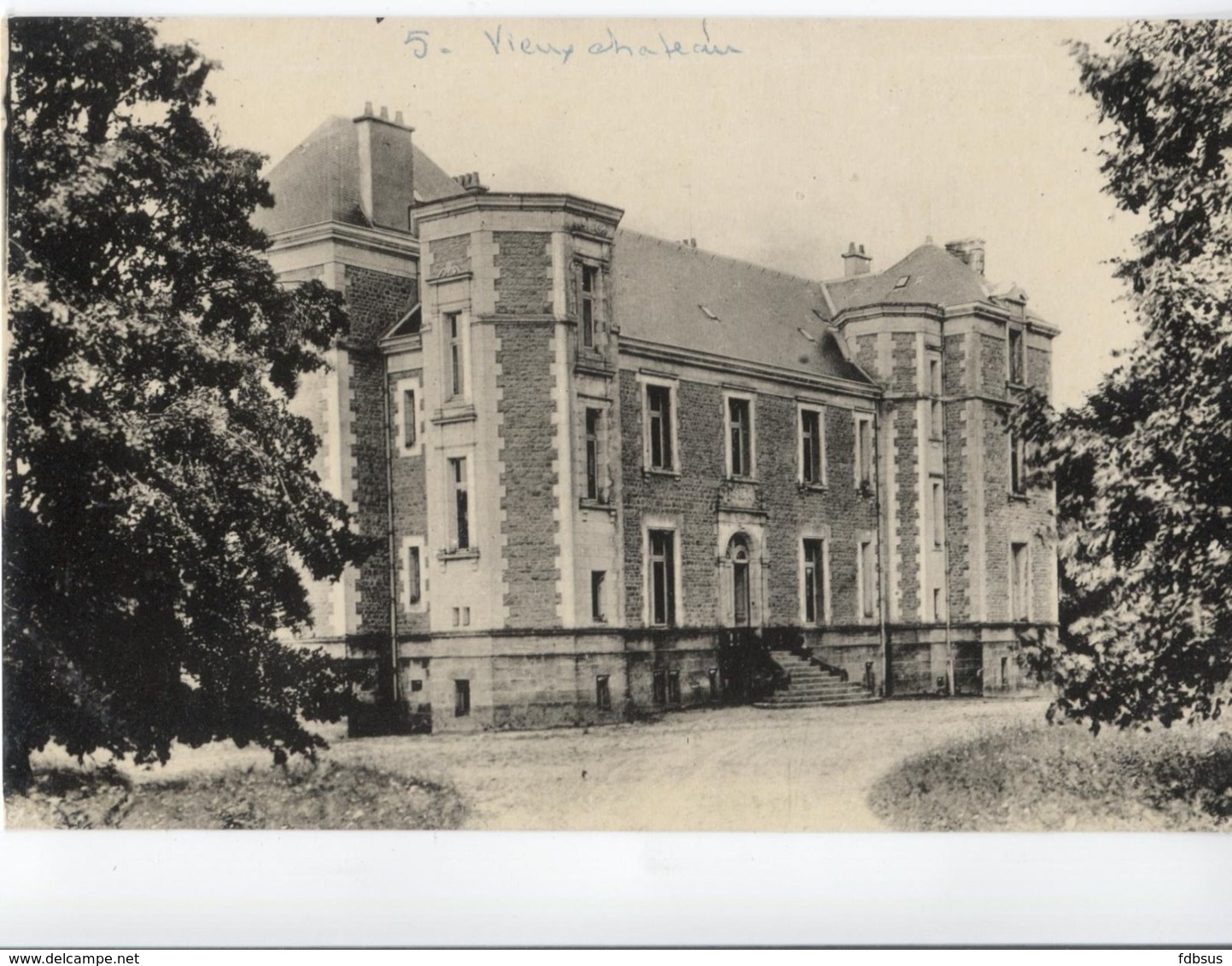 Glux - Le Vieux Chateau - Ed Artistic 5 - Kasteel  Castle - Autres & Non Classés