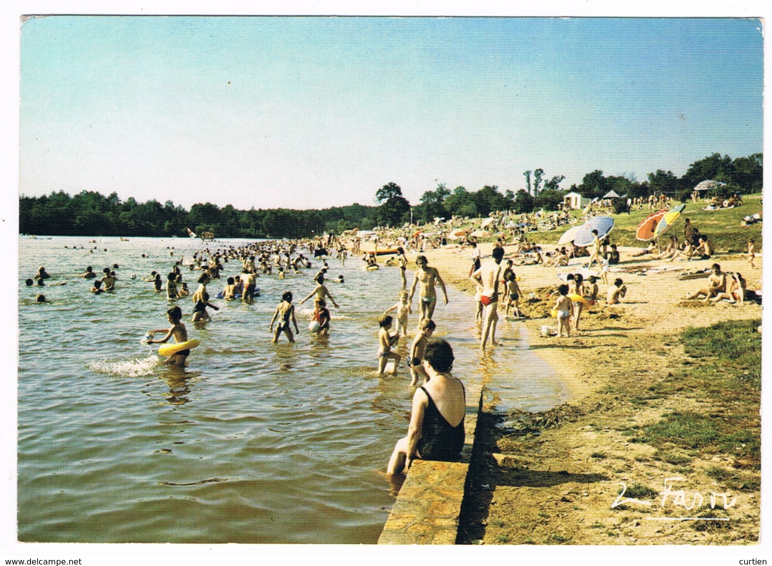 SAINT MATHIEU  87  La Plage Du Lac De Plaisance En 1984 - Saint Mathieu