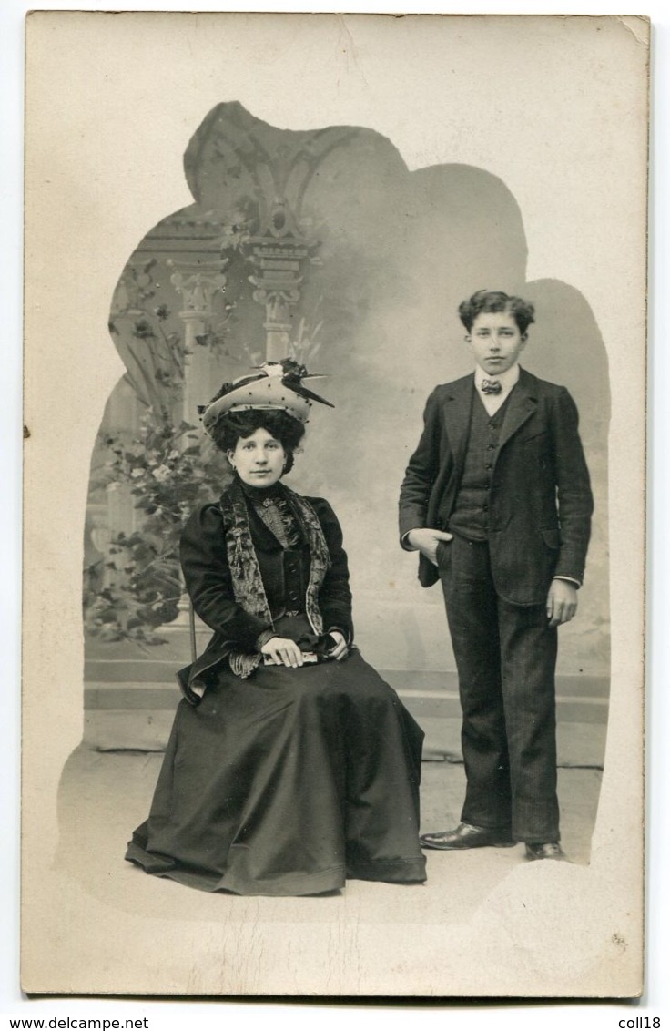 Carte Photo FEMME  Fourrure  ( Portrait ) - Couples