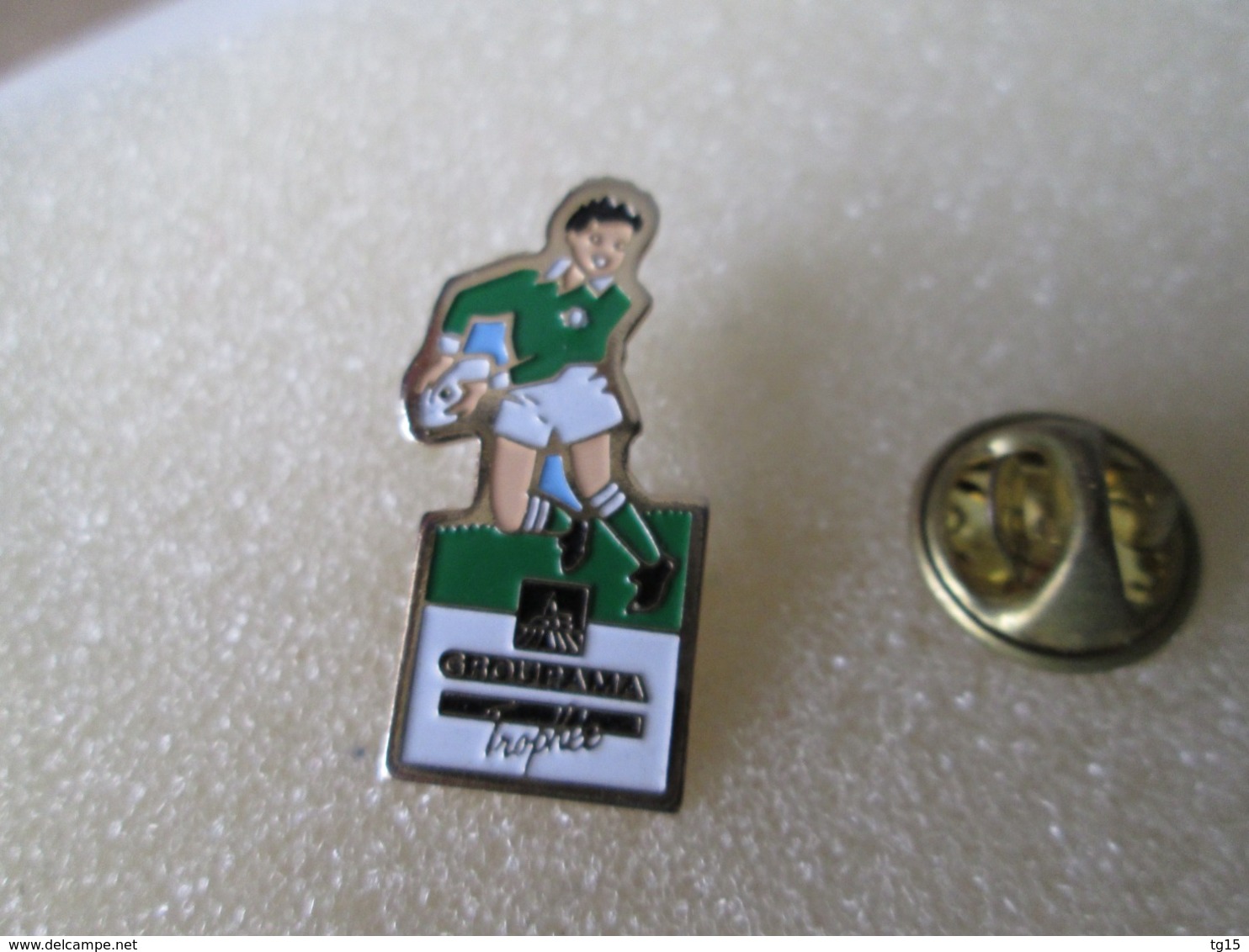 PIN'S   RUGBY  GROUPAMA  TROPHEE - Rugby