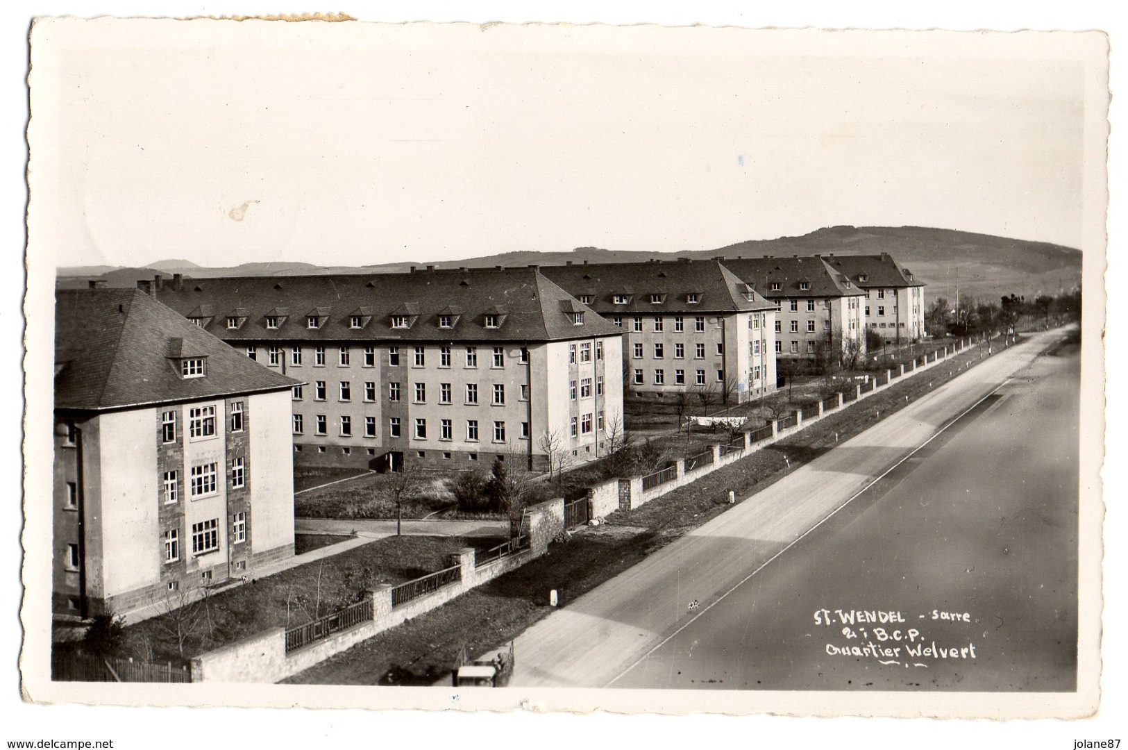 CPA    SARRE     SAINT WENDEL        QUARTIER WELVERT      2 B. C. P. - Casernes