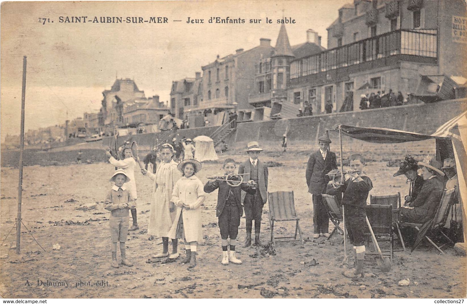 14-SAINT-AUBIN-SUR-MER- JEUX D'ENFANTS SUR LE SABLE - Saint Aubin