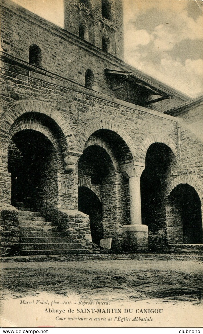 CPA -  ABBAYE SAINT-MARTIN-DU-CANIGOU - COUR INTERIEURE - Autres & Non Classés