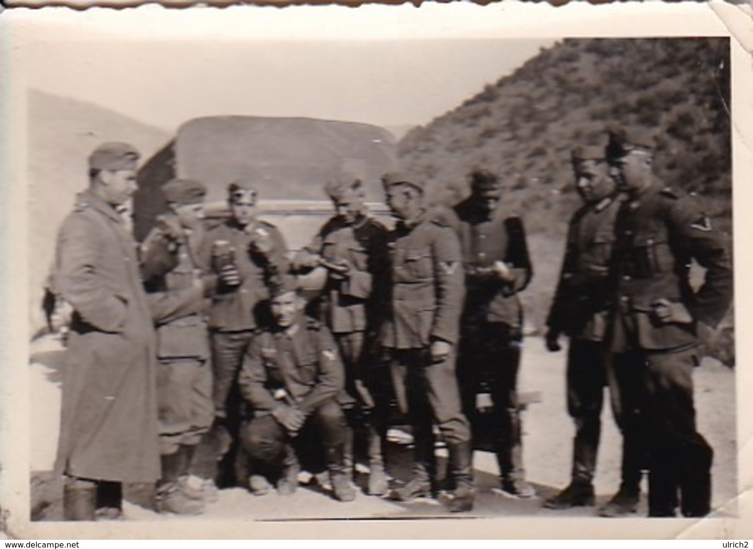 Foto Gruppe Deutsche Soldaten - Kresnapass - Kresna Gorge - LKW - Bulgarien - IR46 - 2. WK - 8*5,5cm (43447) - Krieg, Militär