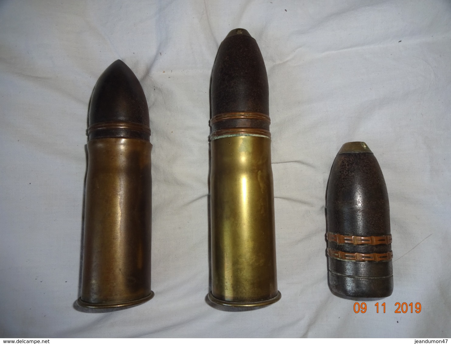 LOT DE 3  OGIVES Et 2 DOUILLES OBUS ...37/85...NEUTRALISES SANS DANGER - Decorative Weapons