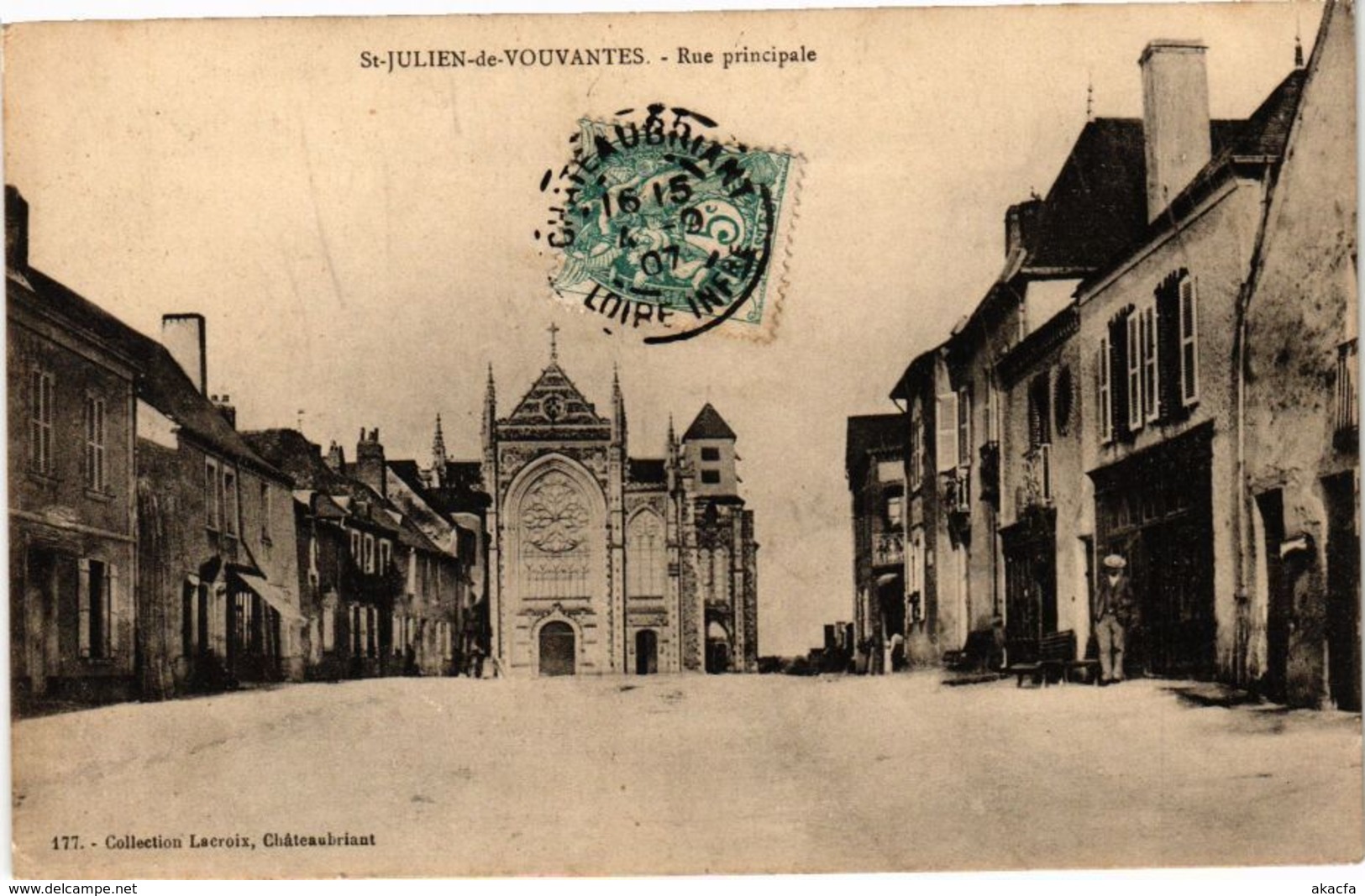 CPA St-JULIEN-de-Vouvantes - Rue Principale (242482) - Saint Julien De Vouvantes