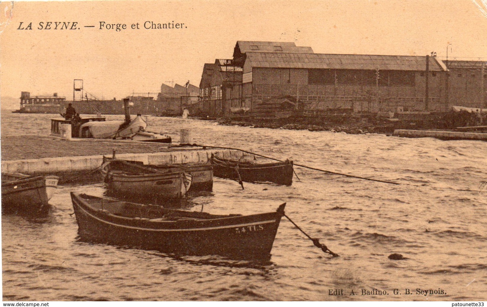 83 LA SEYNE SUR MER FORGES ET CHANTIERS VUS DU PORT ANIMEE CARTE GLACEE VERNIE CLICHE UNIQUE - La Seyne-sur-Mer